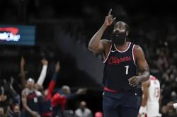 NG体育-关于哈登在FPX比赛中势不可挡，逆转引发热议！的信息