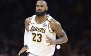 NG SPORTS-詹姆斯连续五场比赛得分超过关键助攻，DWG挑战极限！的简单介绍